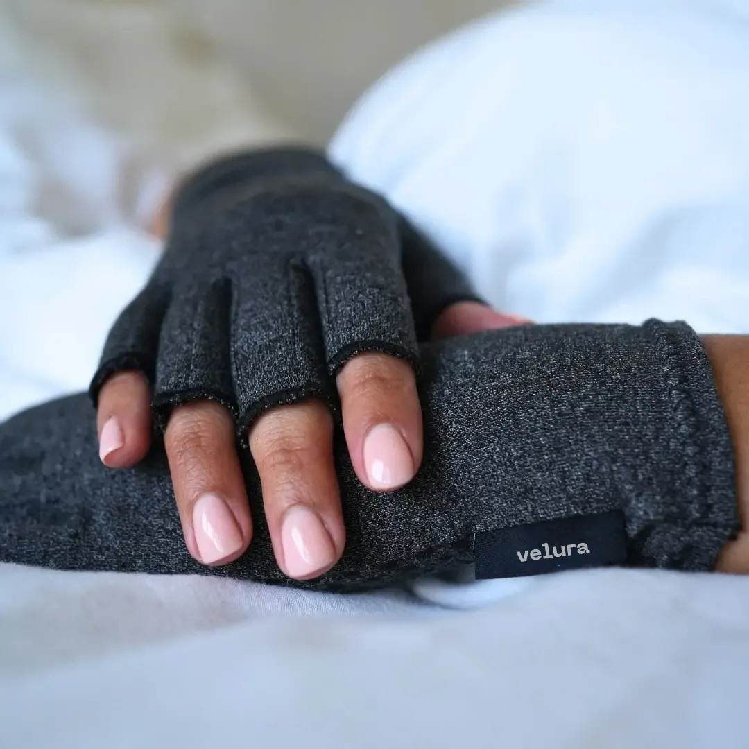 Bamboo Compression Gloves